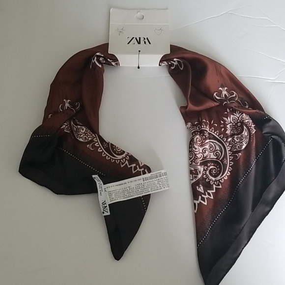ZARA Scarf - Picture 1 of 5